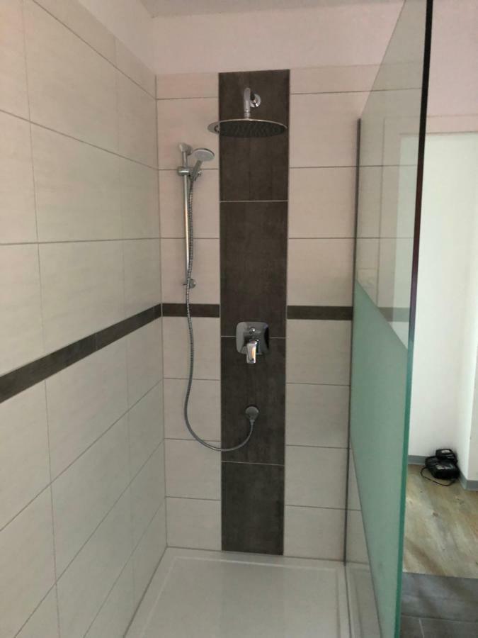 Kleiner Vampir Apartment Thale Exterior foto